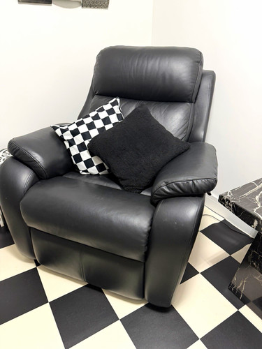 Plan black leather recliner - plan,