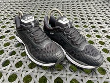 Asics Gel Nimbus 19 (barely
