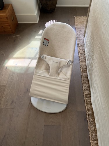 New baby bjorn - new, bouncer