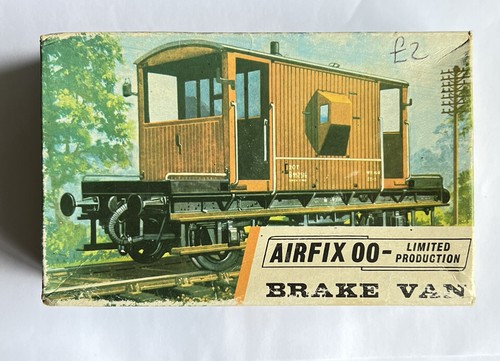 Airfix brake van - van, scale