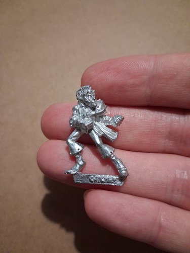 Wood elf catcher - blood, bowl