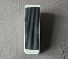 Dunlop 105Q Cry Baby Bass Wah