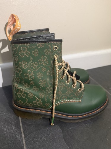 Patrick day doc martens - st,