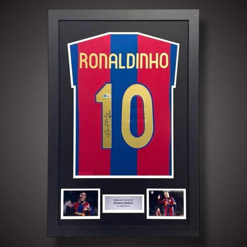 Ronaldinho hand signed - ronaldinho,