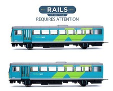 HORNBY 'OO' GAUGE NORTHERN SPIRIT BLUE 2 CAR CLASS 142 PACER DIESEL LOCO