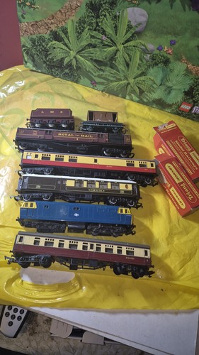 Hornby triang train set job - triang,