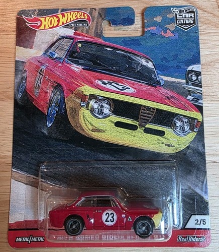 Hot wheels premium alfa - hot,
