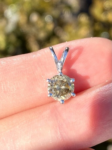 98ct 100 natural - 100%, yellow
