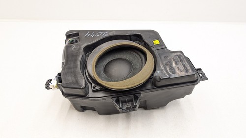 Kia sorento mk3 subwoofer - kia,