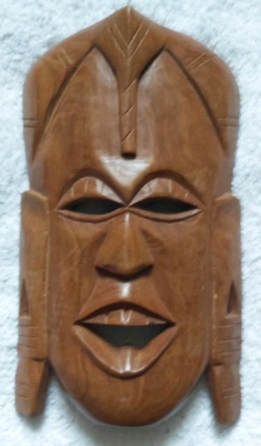 Vintage handcarved wooden - vintage,