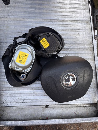 Vauxhall vivaro traffic x82 - vauxhall,