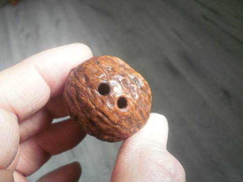 Walnut netsuke collectable