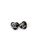 Chanel 21A Black Resin Heart