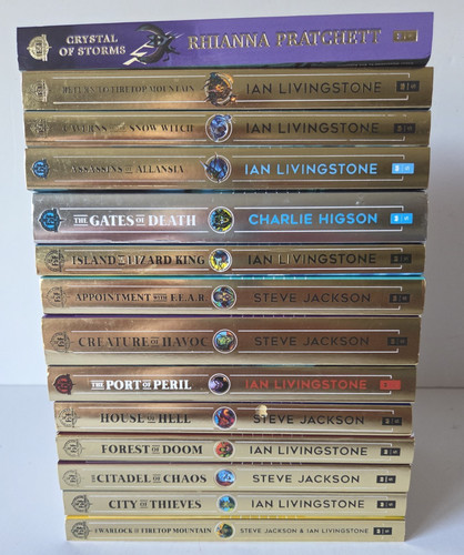 Fighting fantasy gamebooks - fighting,