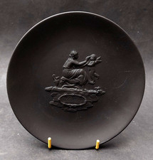 WEDGWOOD BLACK BASALT MOTHER
