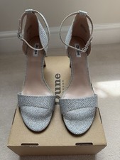 Dune Mateo Silver Sandals Size