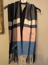 Ladies M&S scarf navy mix 