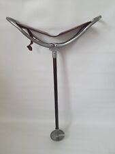 VINTAGE GAMEBIRD SHOOTING/WALKING STICK WITH BROWN LEATHER SEAT.