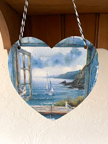 Heart shaped wooden wall - wooden,