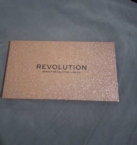 Revolution pallet - revolution,