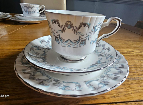 Royal stafford harmony - harmony, bone