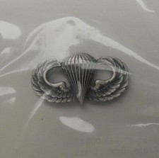 US ARMY Airborne Parachutist