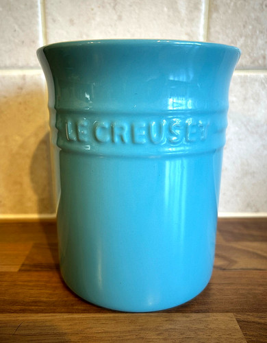Creuset blue utensil holder - le,