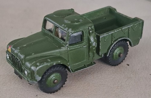 Vintage dinky toys 641 - #641, humber