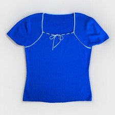 Women’s contrast color-line