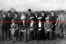 F015667 Upper Heyford Flower Show Oxfordshire Committee and Judges 1905