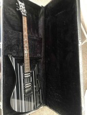 Schecter Synyster Gates Standard, Black w/ Silver Pinstripes