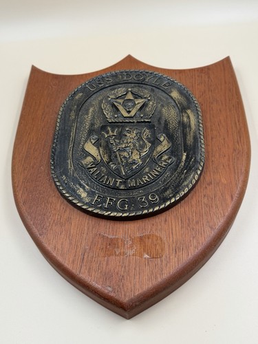 Vintage uss doyle badge - doyle,