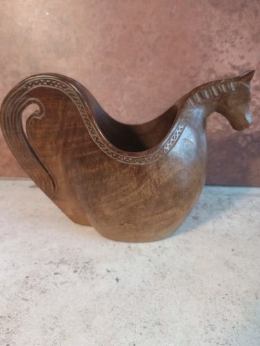 Vtg wooden carved - wooden, horse