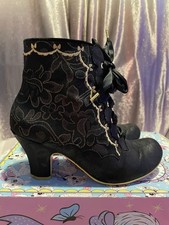 Irregular Choice Size 6