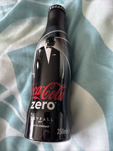 James bond 007 - skyfall, coca