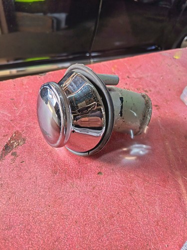 Rover fuel tank filler - ,