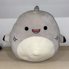 Squishmallow Gordon The Grey