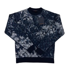 • Louis Vuitton Men’s