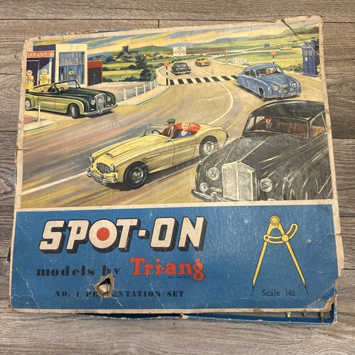 Super rare spot triang - super,