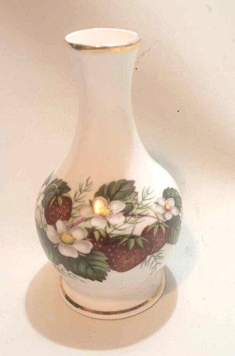 Hammersley strawberry bud vase