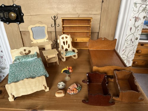 Dolls house wooden - dolls,