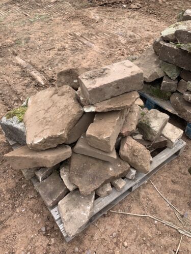 Reclaimed sand stone dry - sand, wall