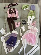 4 Outfits fitting 18" Kaye