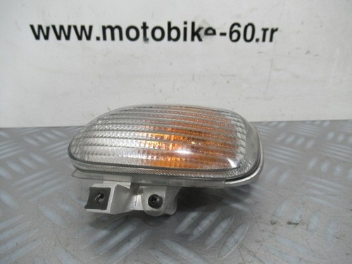 Rear right turn signal - , /