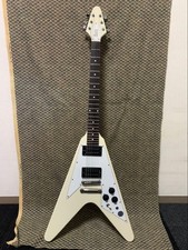 Burny Flying V White W/Gig bag