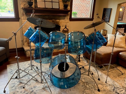 Used eight piece - ludwig, blue