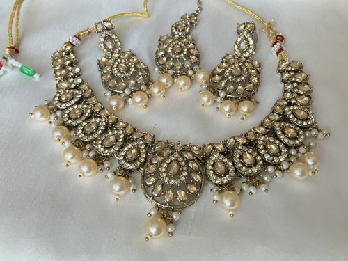 Indian pakistani set - set, choker