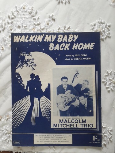 Walking baby back home - back,