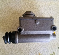 MAIN BRAKE CYLINDER GAS M 20