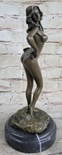 Nude Female Figure Girl Model